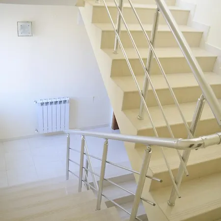 Jane Guest house 3*