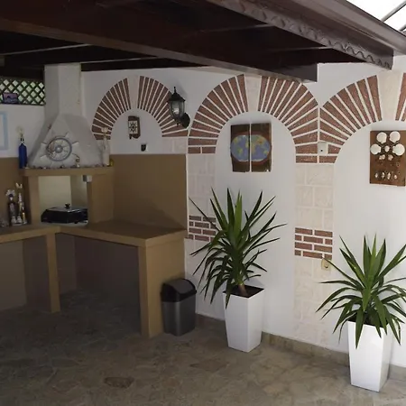 Jane Guest house *